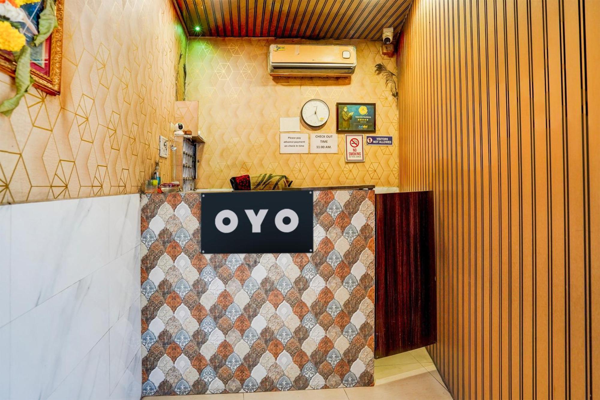 Hotel O The Om Sai Residency ムンバイ エクステリア 写真
