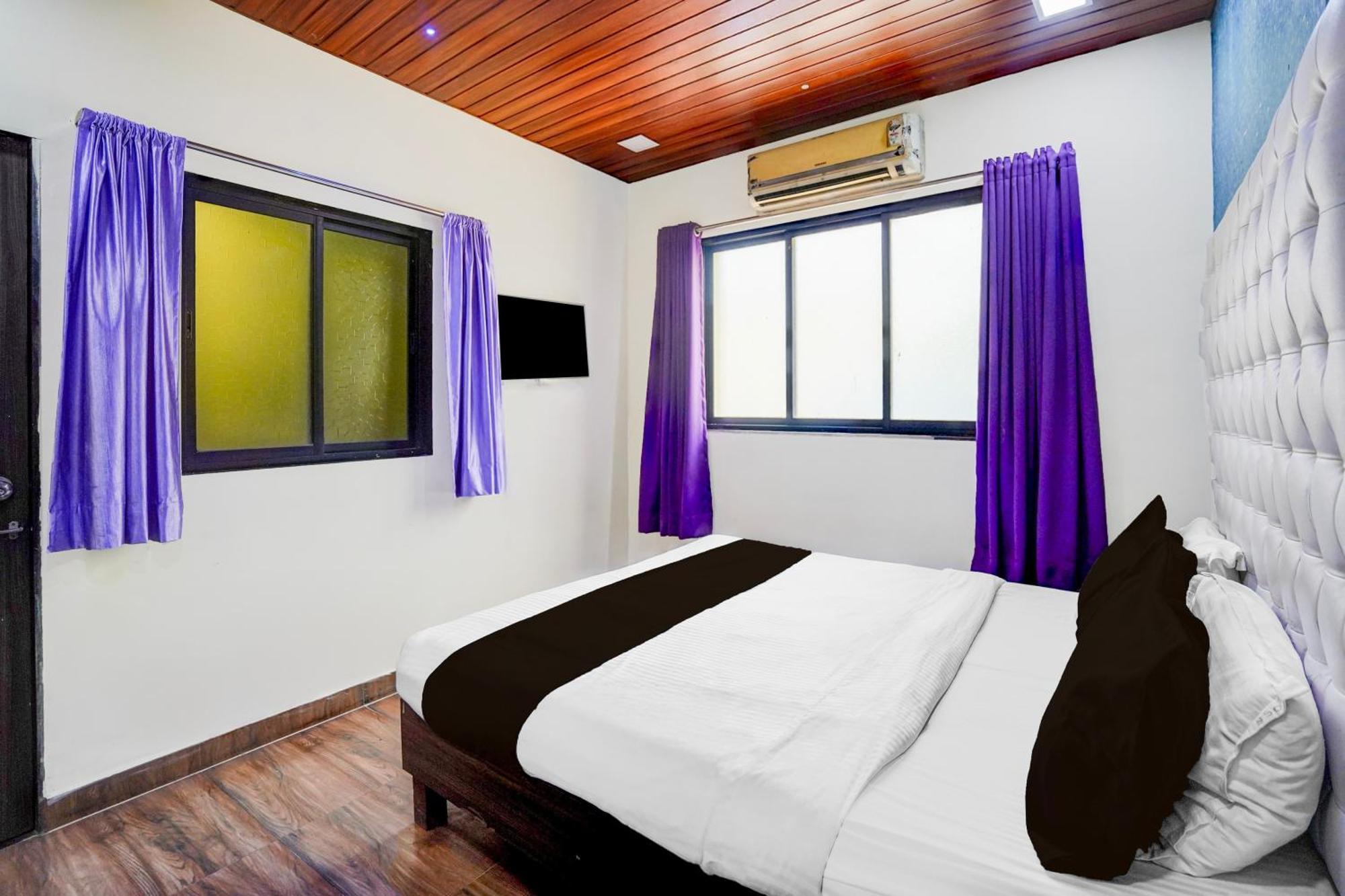 Hotel O The Om Sai Residency ムンバイ エクステリア 写真