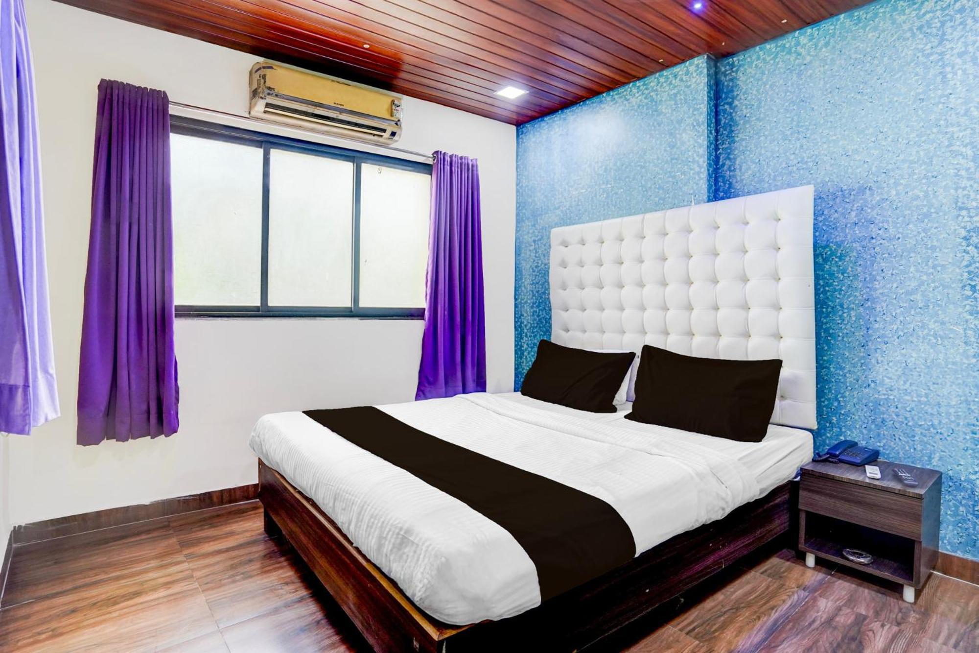 Hotel O The Om Sai Residency ムンバイ エクステリア 写真